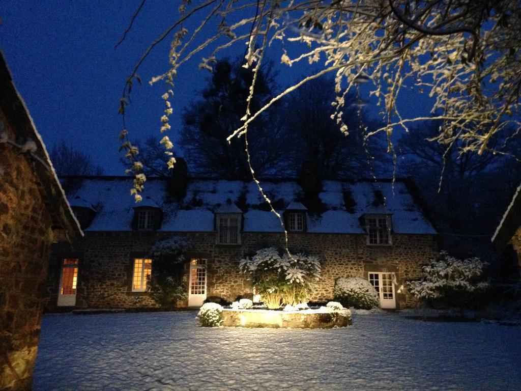 La Grande Sauvagere Bed & Breakfast Saint-Pierre-de-Plesguen Eksteriør bilde