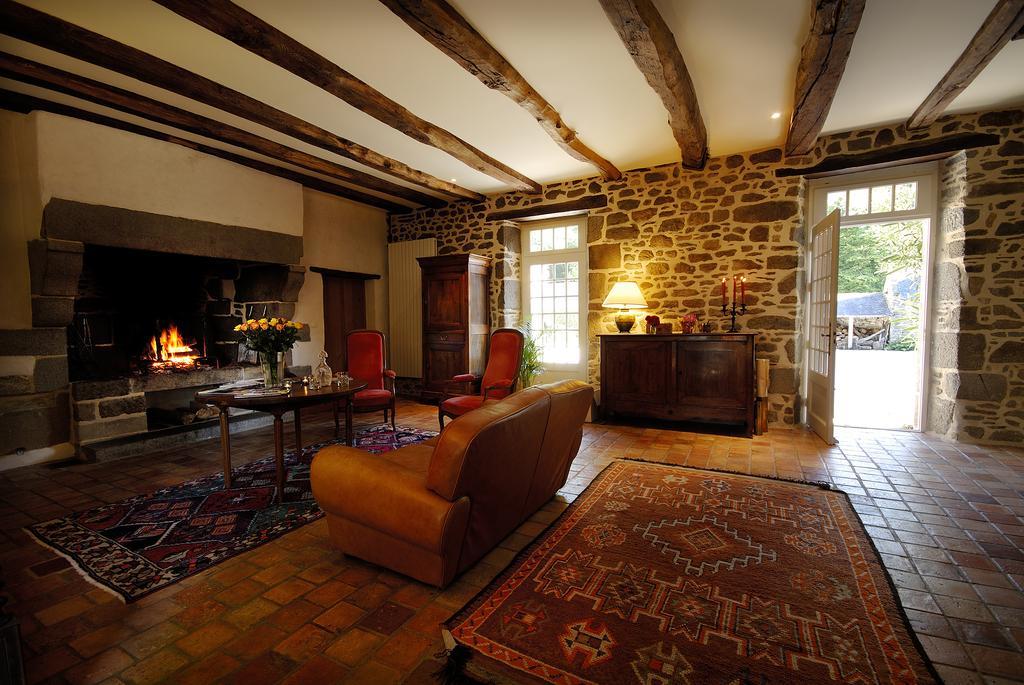 La Grande Sauvagere Bed & Breakfast Saint-Pierre-de-Plesguen Eksteriør bilde